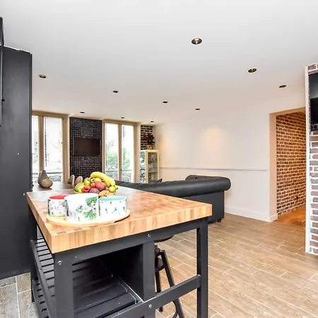 Charming 3br Montorgueil Republique